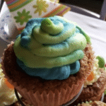 Einfache Rüblikuchen-Cupcakes für Ostern